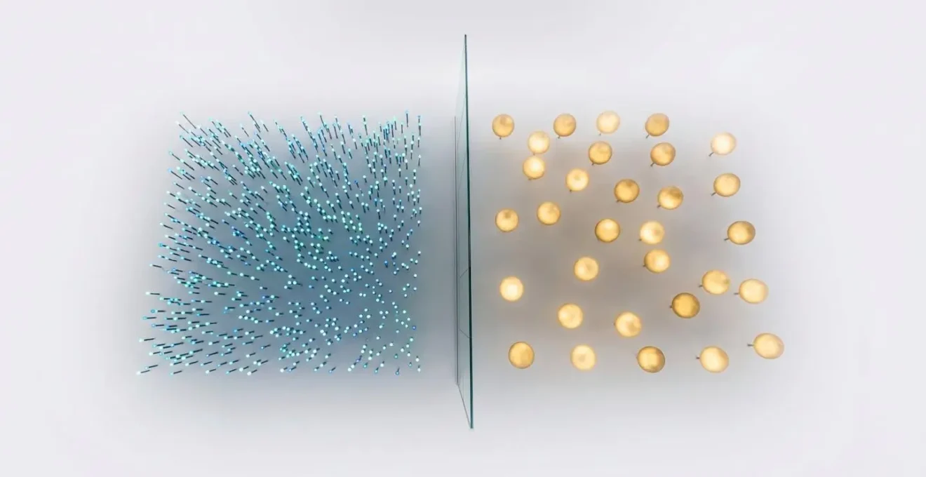 Visual comparison of AIM and FTSE 250 market dynamics showing AIM as smaller, more dynamic entities and FTSE 250 as larger, established ones.